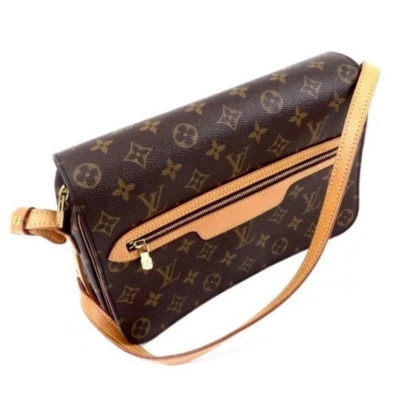 Louis Vuitton Saint Germain GM (28) Vintage Crossbody - Picture 4 of 13